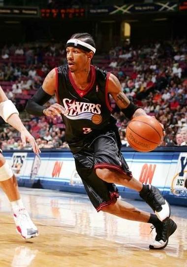 博主：国安新来的体育总监曾长期任职于拜仁，李明去留未知（博主称：国安新任体育总监曾长期效力拜仁，李明去留尚未确定）