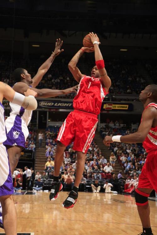 马卡：马塞洛之子恩佐-阿尔维斯首次入选欧青赛皇马U19大名单（马卡：马塞洛之子恩佐-阿尔维斯首度入选皇马U19欧青赛名单）