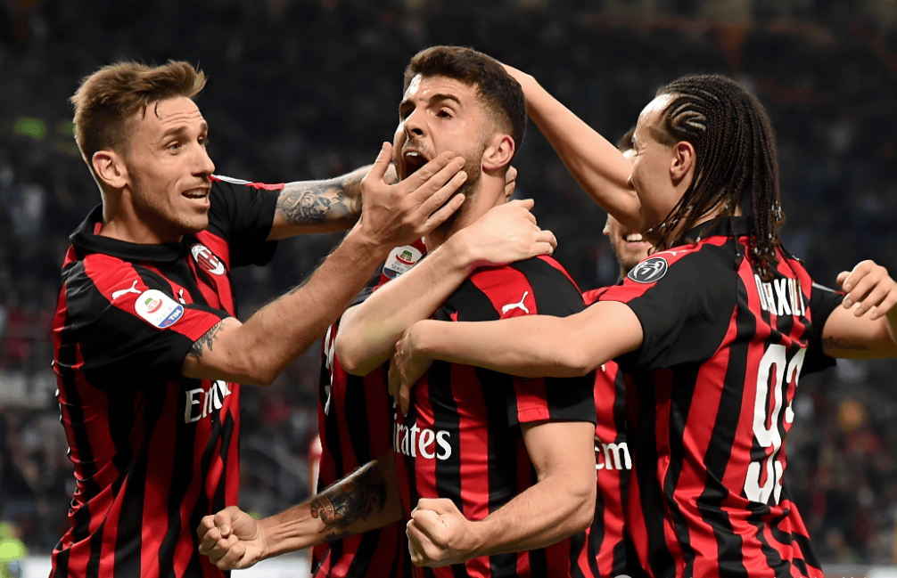 足球摄影最佳瞬间捕捉技巧（足球摄影精彩瞬间抓拍指南）