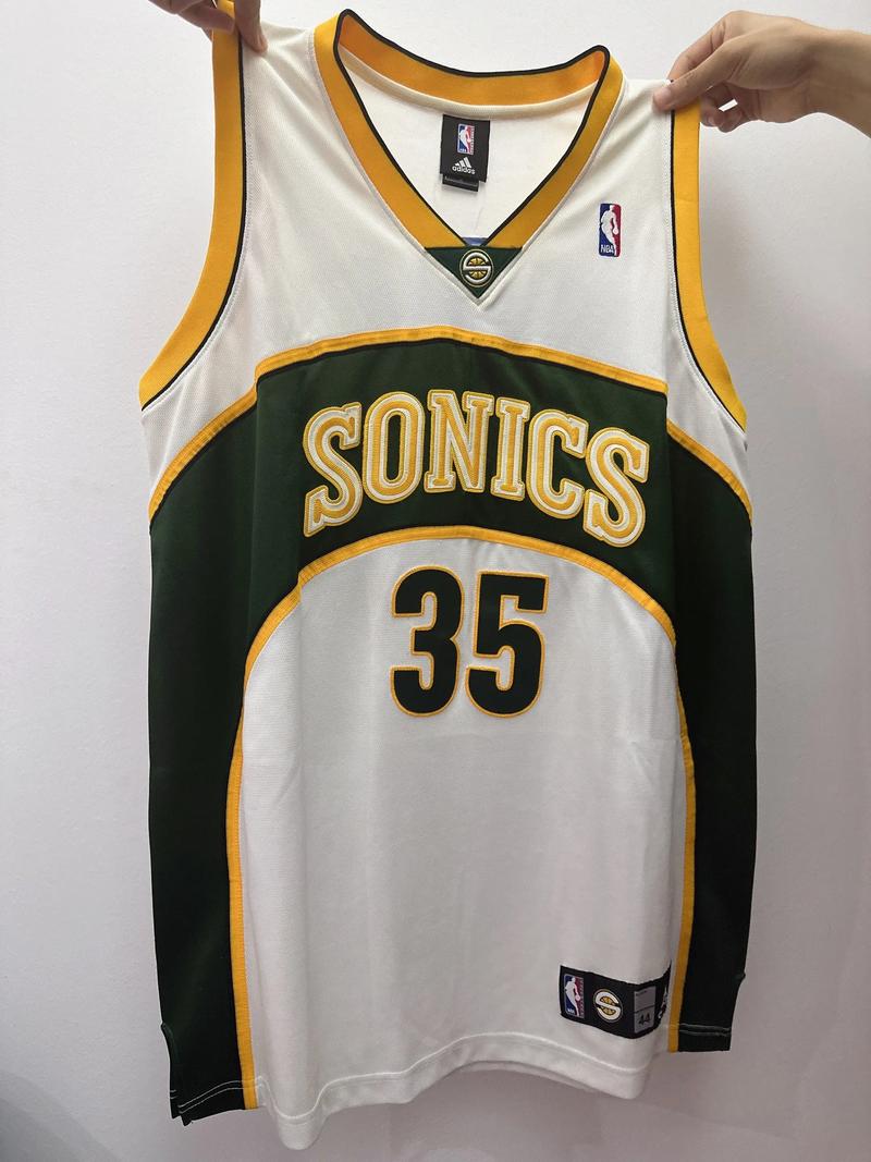 穆斯卡特带队两年两夺中超冠军，仅次于里皮、斯科拉里、图拔（穆斯卡特两季连冠中超，冠军数仅逊里皮、斯科拉里、图拔）