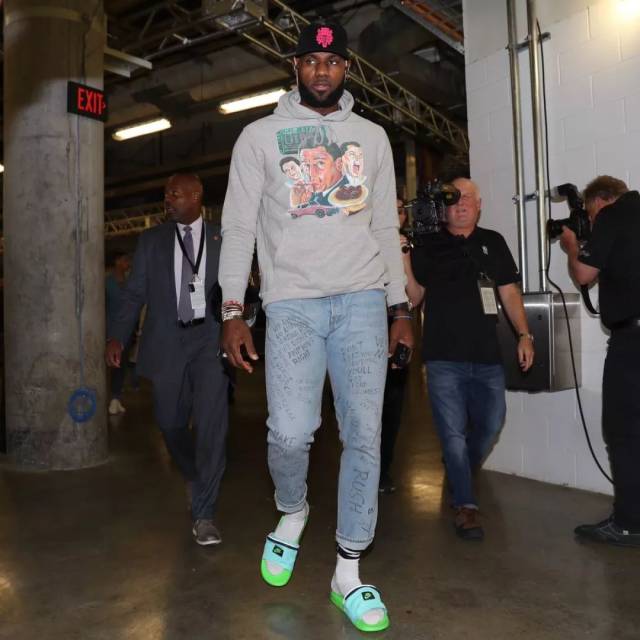 37分！贝恩成为2016年奥拉迪波以来得分最高的魔术后卫（37分在手！贝恩创魔术后卫自2016奥拉迪波以来单场得分新高）