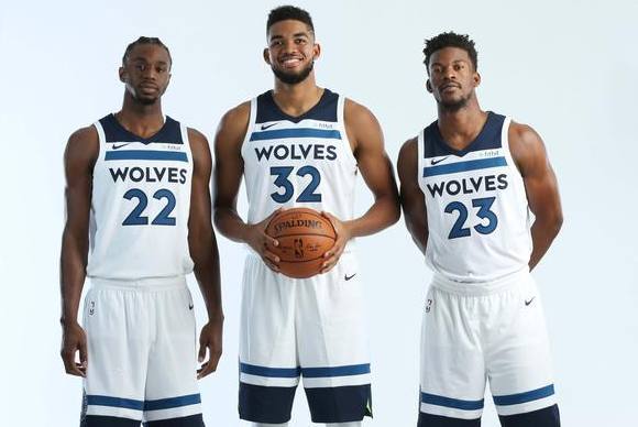 CBA杯战报：辛普森30分，宁波105-90轻取同曦（CBA杯赛：辛普森砍下30分，宁波105-90轻松击败同曦）